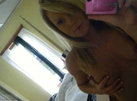 Self Shot Porn Pics